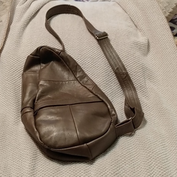 LEATHER SLING BAG - Picture 6 of 10